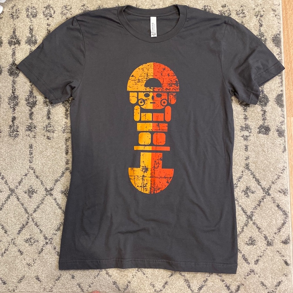 New Men’s t-shirt gray South American design